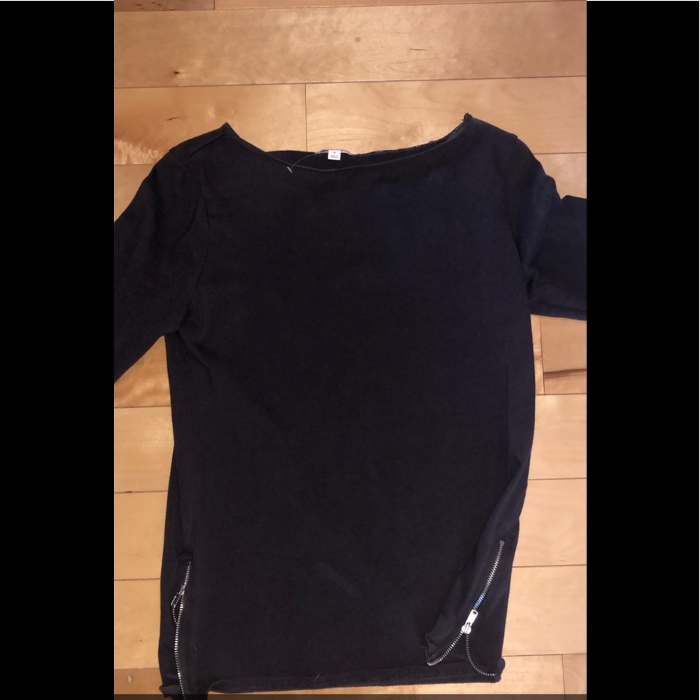 3/4 sleeve shirt